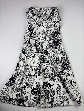 B. Smart Strapless Black and White Floral Dress Size 8